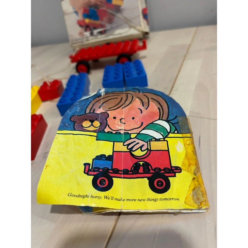 Vintage 1974 LEGO PreSchool Set 075 Pull Toy Wagon 16 Pieces Original Box